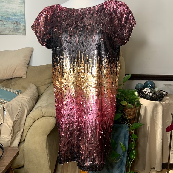 Tobi Sequined Shift Party Dress size M multi colored Night out - Picture 2 of 6